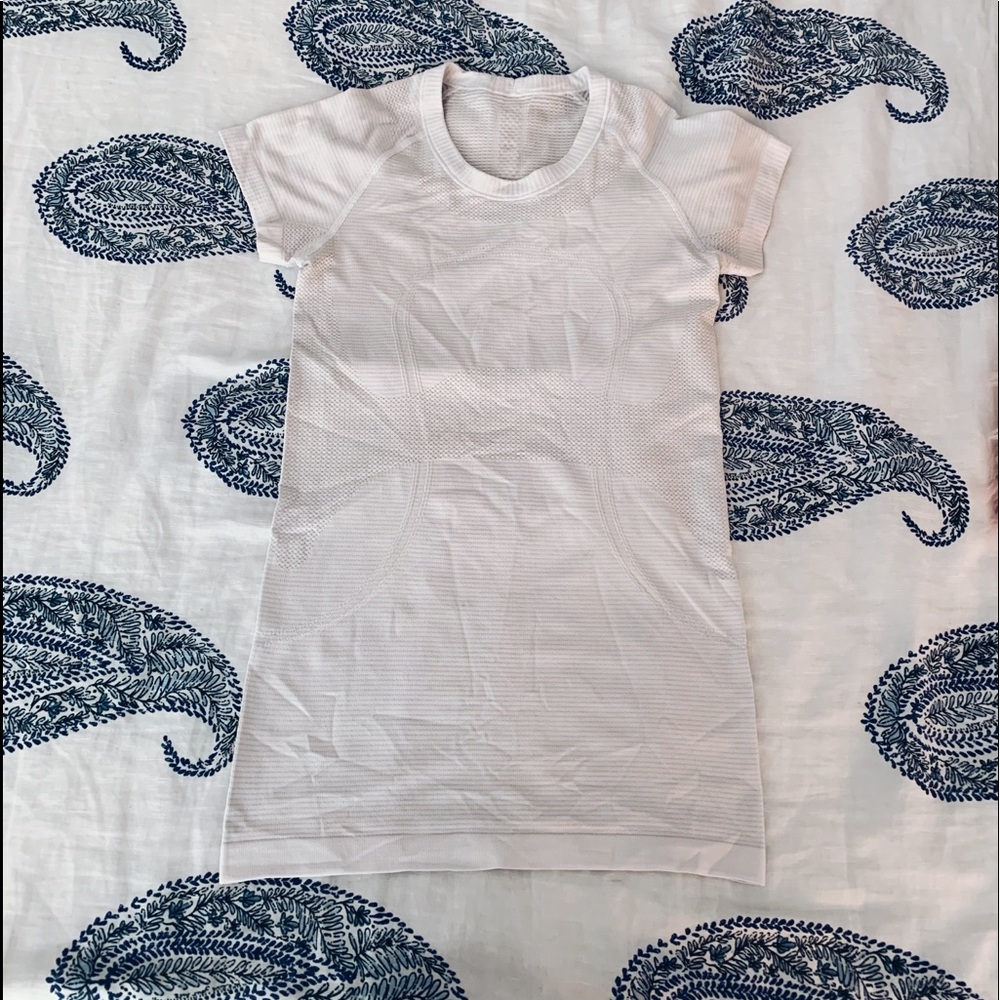 Lululemon swifty tech t shirt
